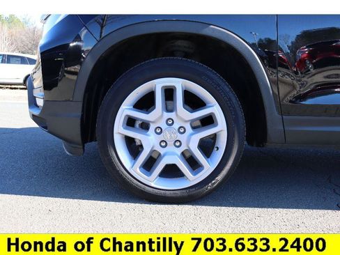 Certified 2024 Honda Passport EX-L image 30