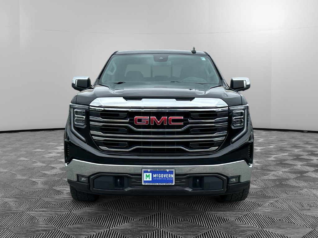 Used 2023 GMC Sierra 1500 SLT AWD/4WD image 9