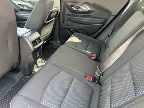 Used 2022 GMC Terrain SLE w/ Driver Convenience Package FWD image 12