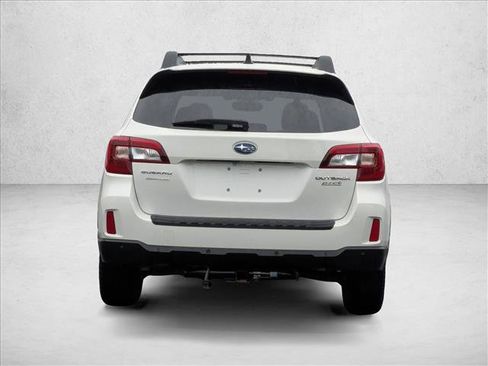 Used 2017 Subaru Outback 2.5i Limited image 7