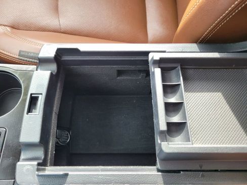 Used 2019 Subaru Outback 3.6R Touring image 43