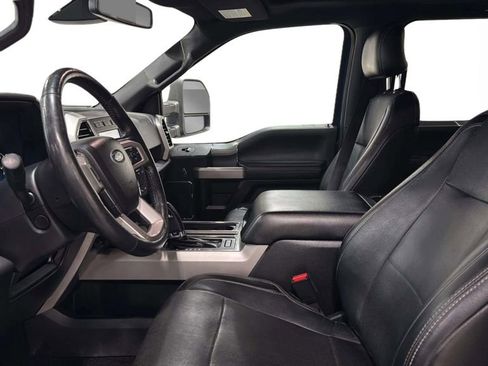 Used 2017 Ford F150 Lariat w/ Equipment Group 502A Luxury AWD/4WD image 20
