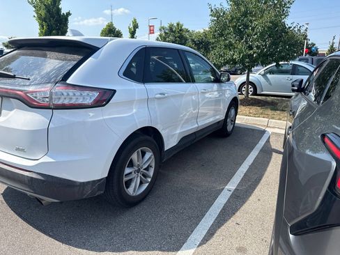 Used 2018 Ford Edge SEL FWD image 6