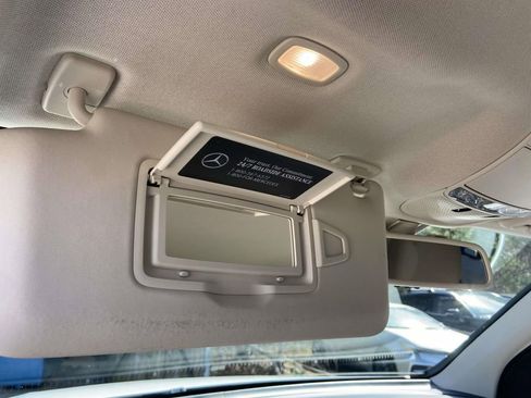 Used 2018 Mercedes-Benz GLC 300 image 29