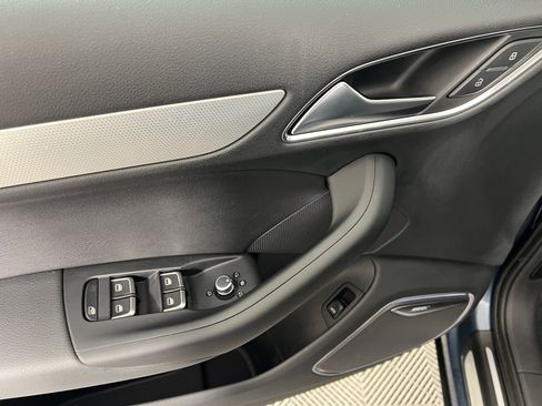 Used 2016 Audi Q3 2.0T Prestige w/ Prestige Package image 18