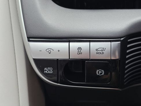 Certified 2024 Hyundai Ioniq 5 Limited RWD image 31