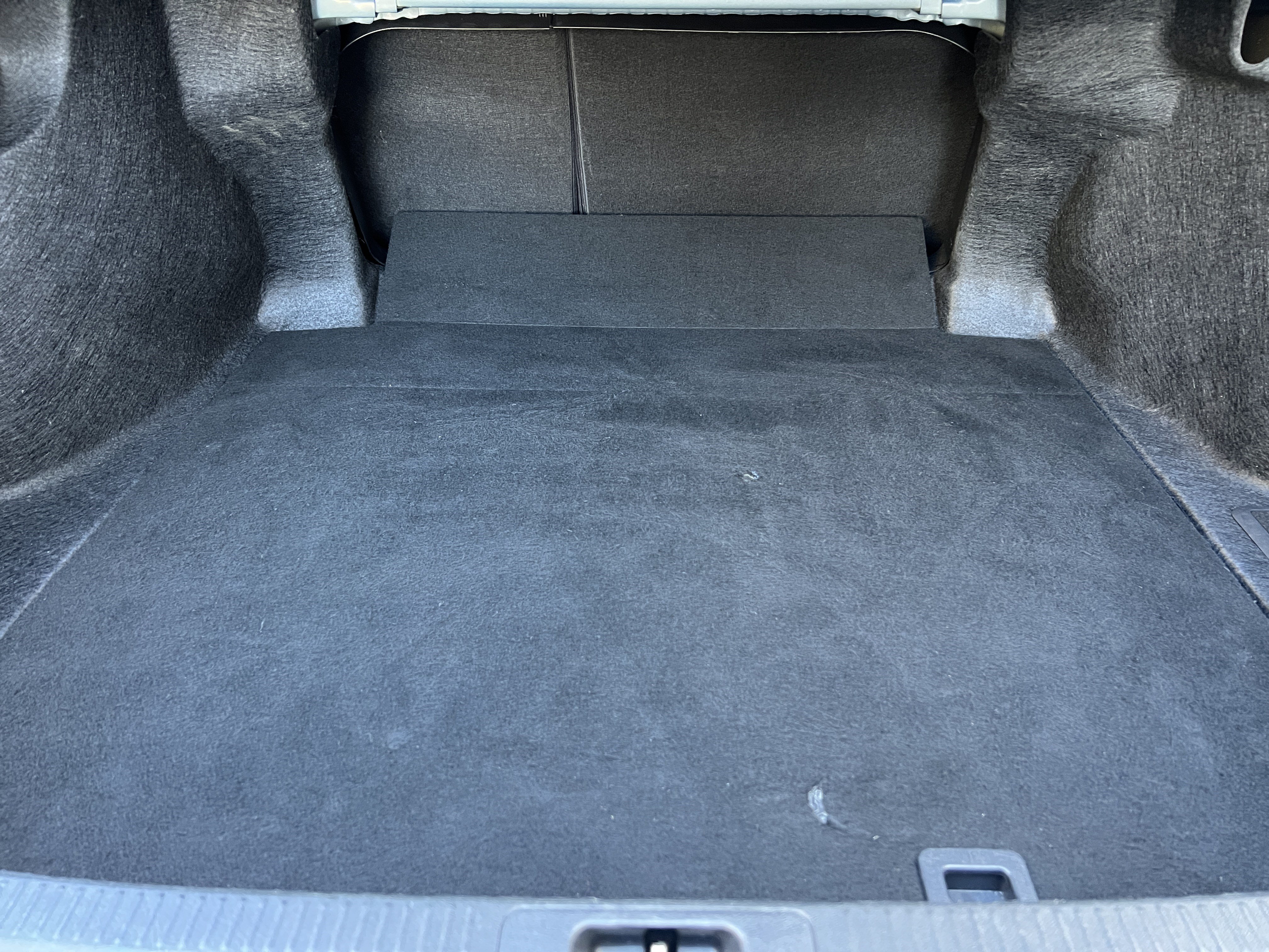 Used 2025 Toyota Camry SE FWD image 18