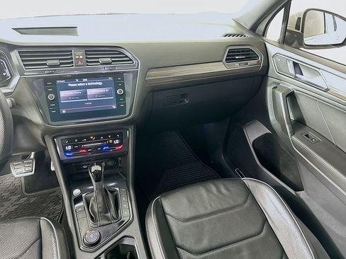 Used 2022 Volkswagen Tiguan SEL R-Line image 20