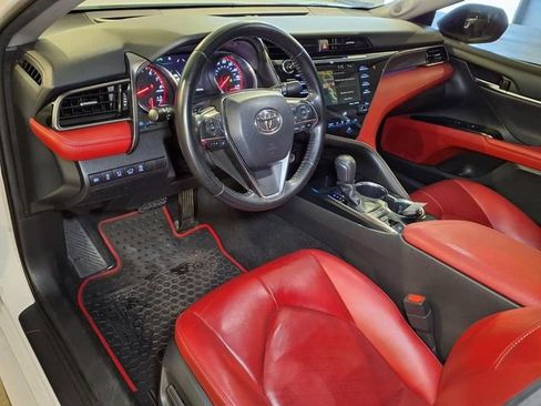 Used 2019 Toyota Camry XSE w/ Driver Assist Package FWD image 4