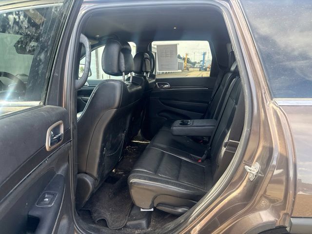 Used 2017 Jeep Grand Cherokee Limited AWD/4WD image 4