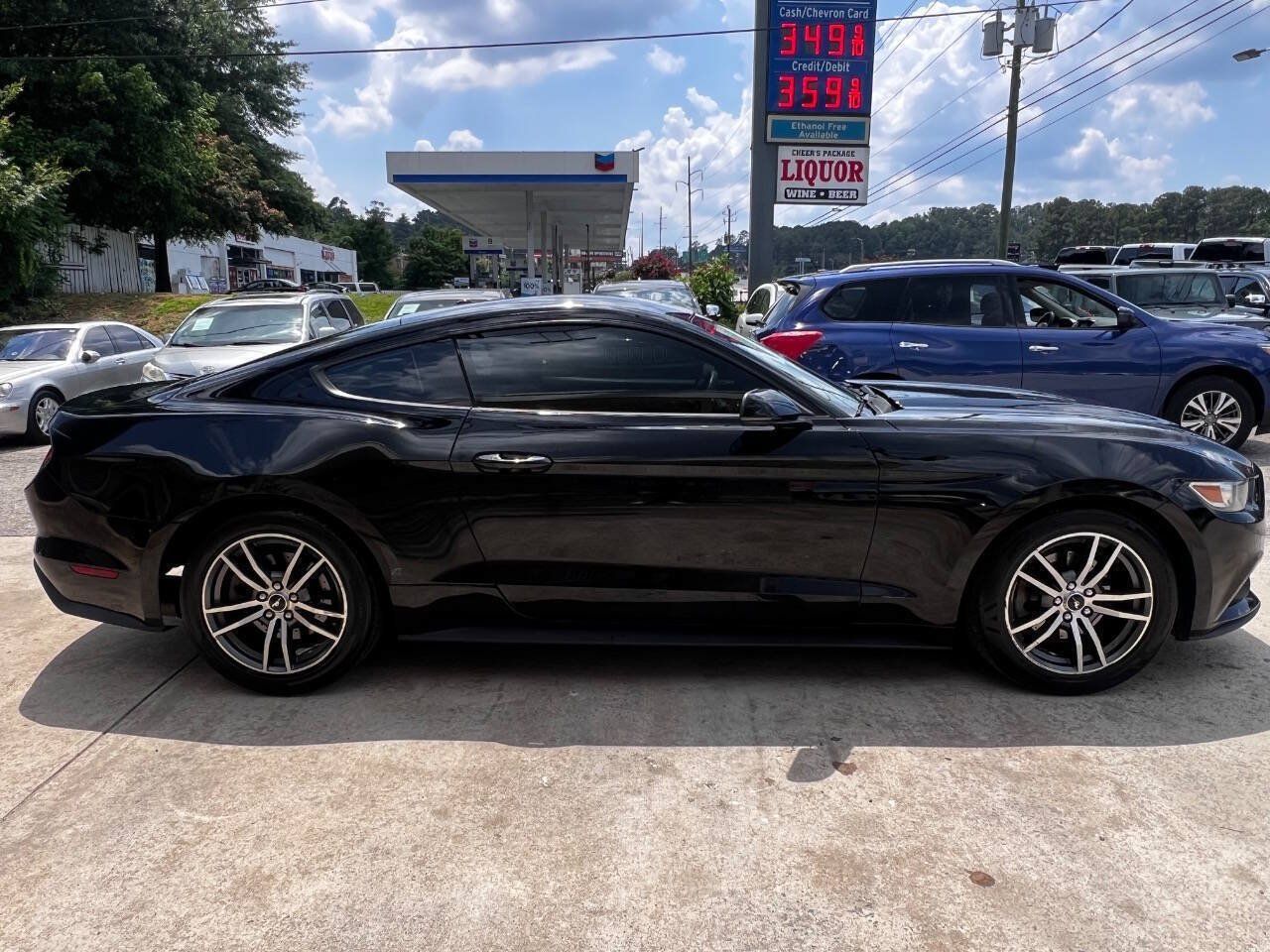 Used 2015 Ford Mustang Premium w/ Equipment Group 201A RWD image 7