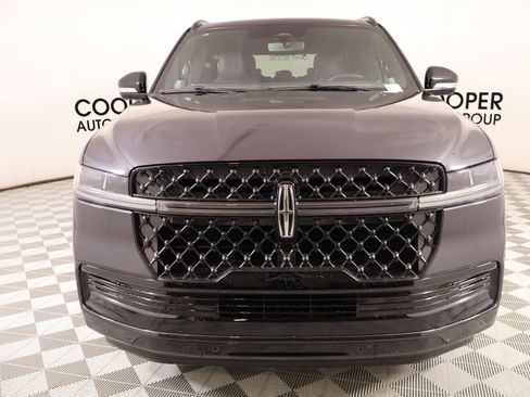 New 2026 Lincoln Navigator Black Label AWD/4WD image 10