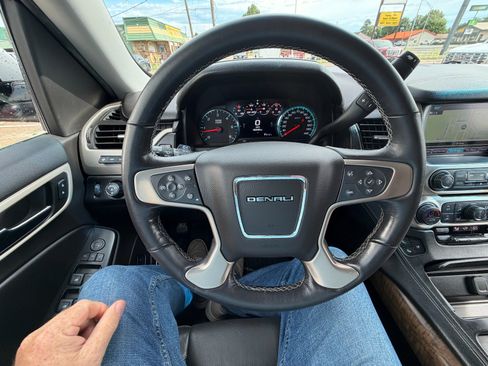Used 2019 GMC Yukon Denali w/ Open Road Package AWD/4WD image 15