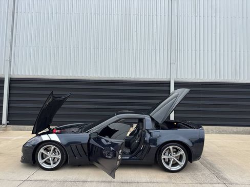 Used 2013 Chevrolet Corvette Grand Sport w/ 4LT Preferred Equipment Group RWD image 14