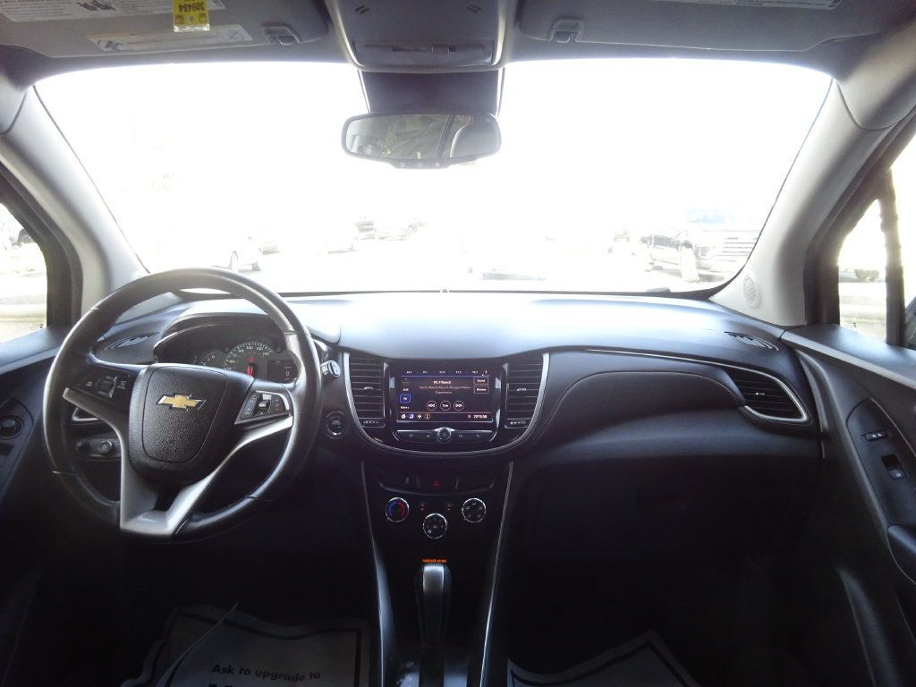 Certified 2020 Chevrolet Trax LT w/ Redline Edition FWD image 22