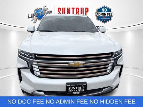 Used 2024 Chevrolet Tahoe High Country AWD/4WD image 9
