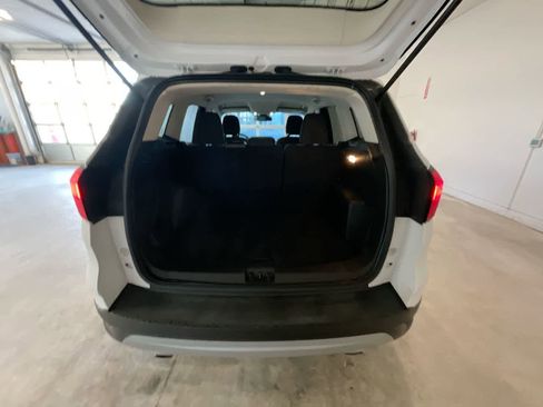 Used 2019 Ford Escape SE image 22