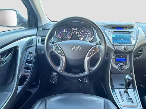 Used 2013 Hyundai Elantra Limited w/ Technology Pkg image 16