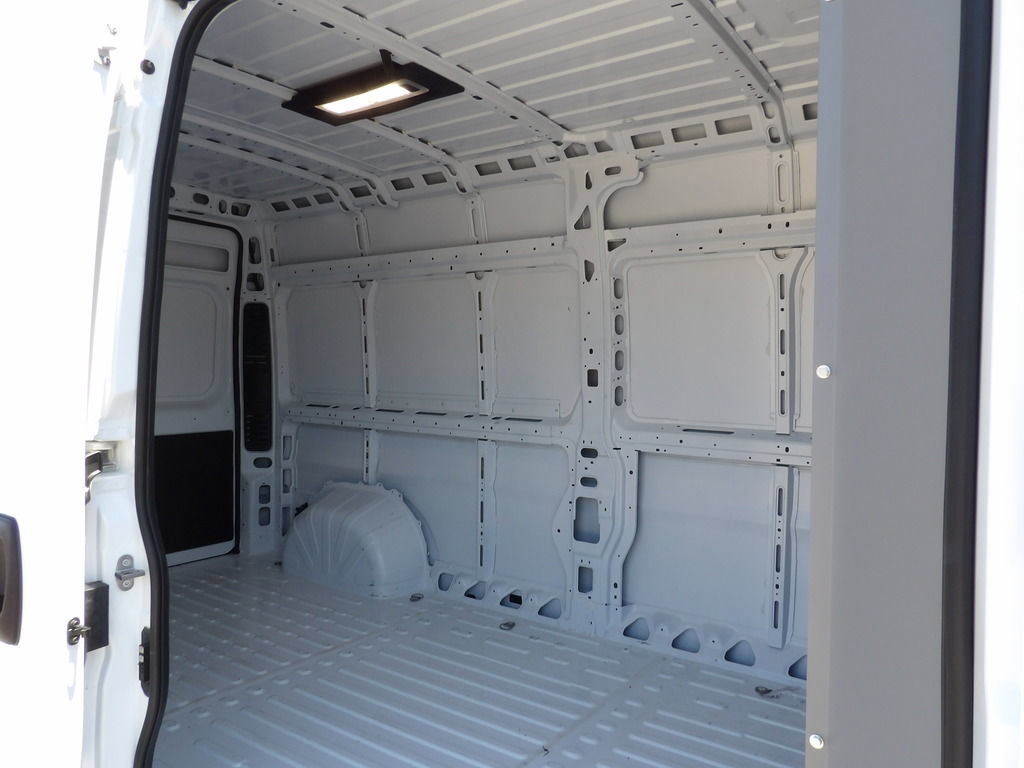 Used 2026 RAM ProMaster 2500 w/ Convenience Group FWD image 29