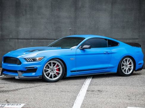 Used 2017 Ford Mustang GT Premium w/ Equipment Group 401A RWD image 36