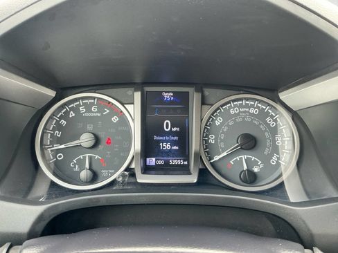 Used 2022 Toyota Tacoma SR5 w/ Technology Package AWD/4WD image 23