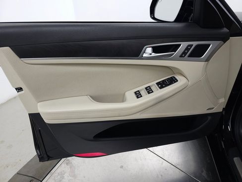 Used 2017 Genesis G80 3.8 w/ Option Group 03 image 14