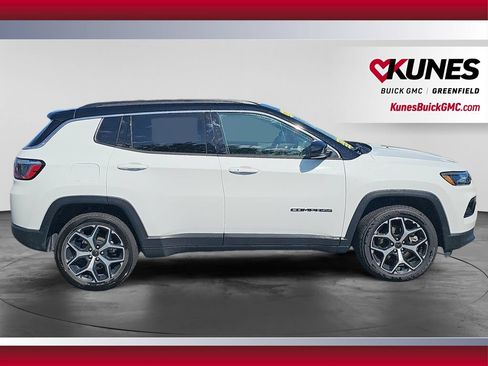 Used 2025 Jeep Compass Limited AWD/4WD image 12