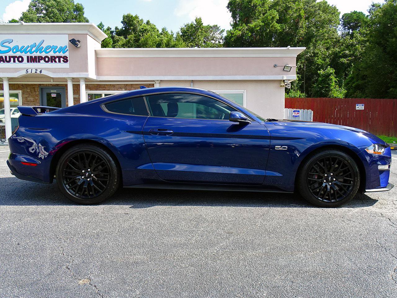 Used 2020 Ford Mustang GT Premium w/ GT Performance Package RWD image 8