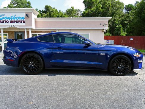 Used 2020 Ford Mustang GT Premium w/ GT Performance Package RWD image 8