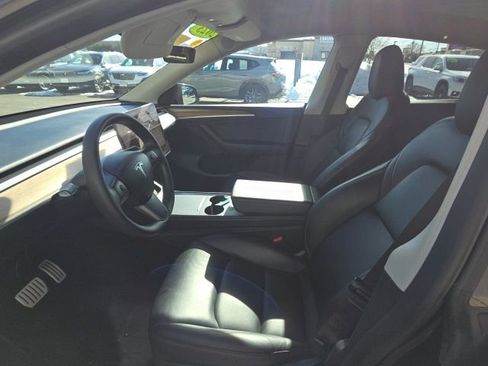 Used 2023 Tesla Model Y Long Range image 14