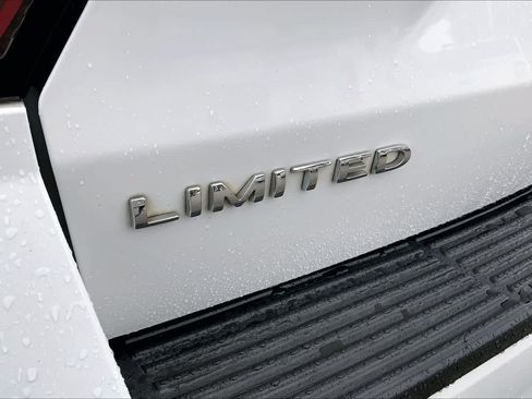 Used 2019 Ford Expedition Limited w/ Equipment Group 302A RWD image 31