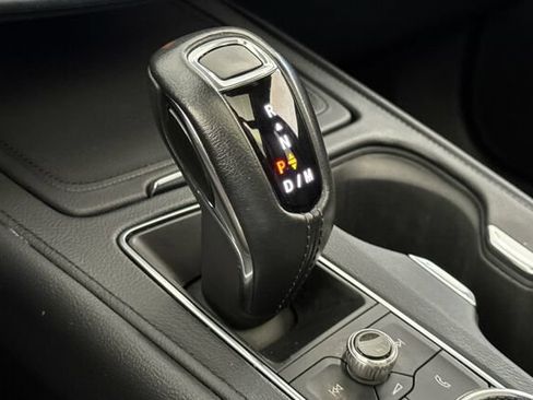 Used 2019 Cadillac XT4 Sport FWD image 21
