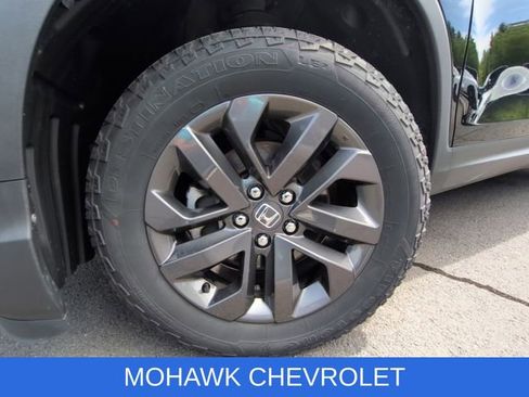 Used 2023 Honda Ridgeline Sport image 32