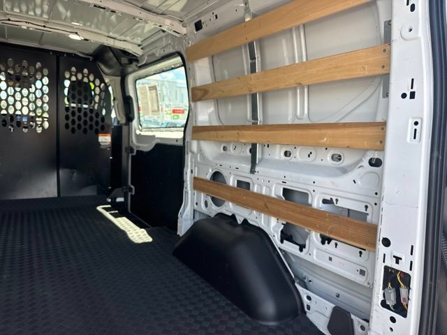Used 2025 Ford Transit 250 Low Roof w/ Exterior Upgrade Package RWD image 25