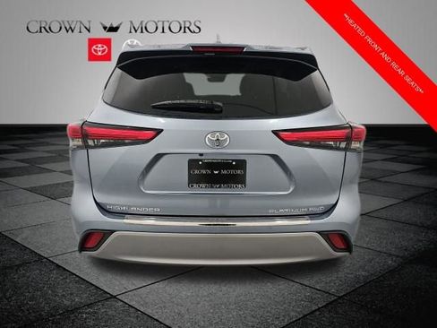 Used 2022 Toyota Highlander Platinum AWD/4WD image 5