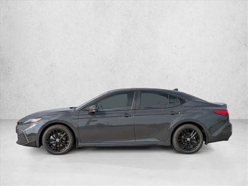Used 2026 Toyota Camry SE w/ Convenience Package FWD image 5