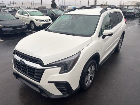 Used 2023 Subaru Ascent Premium w/ Convenience Package image 6