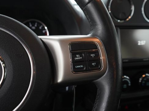 Used 2012 Jeep Compass Limited w/ Sun/Sound Group AWD/4WD image 25