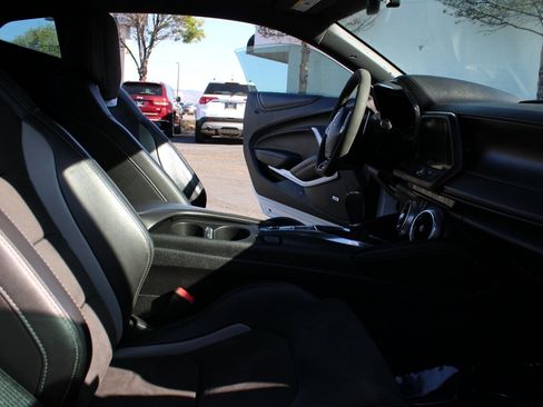 Used 2018 Chevrolet Camaro SS RWD image 23