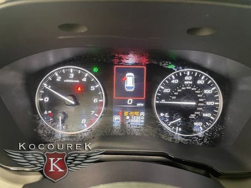 Used 2025 Subaru Outback Premium image 15