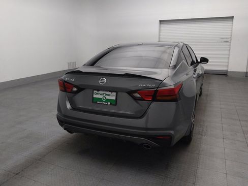 Used 2019 Nissan Altima 2.5 Platinum FWD image 7
