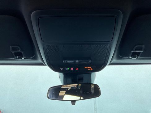 Used 2025 Chevrolet Equinox LT image 15