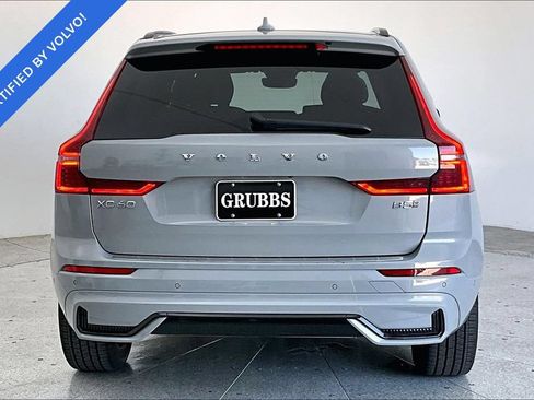 Certified 2026 Volvo XC60 B5 Plus AWD/4WD image 5