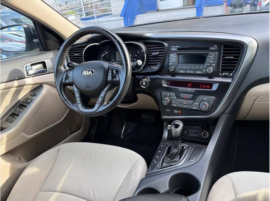 Used 2013 Kia Optima LX FWD image 5