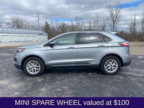 Used 2024 Ford Edge SEL image 2