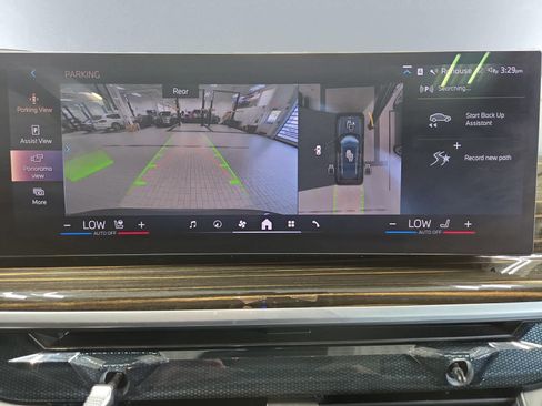 Used 2025 BMW X7 xDrive40i image 22