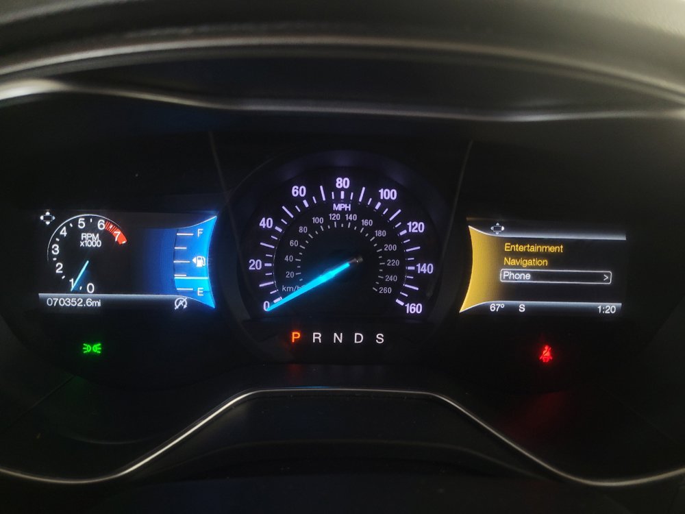 Used 2018 Ford Fusion SE w/ Fusion SE Technology Package FWD image 23
