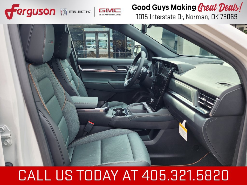 New 2027 GMC Terrain AT4 w/ Convenience Package III AWD/4WD image 41