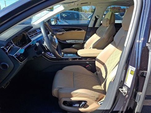 Used 2020 Audi S8 L w/ S8 Executive Package image 10