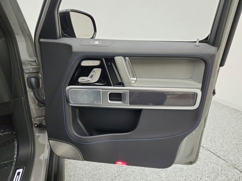 Certified 2025 Mercedes-Benz G 580 w/ EQ Technology image 26